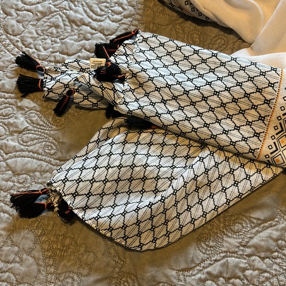 Scarf - Picture 3 of 3